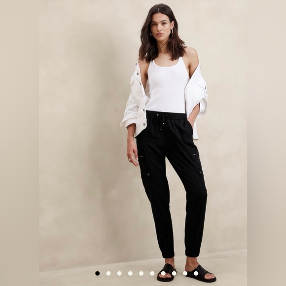 Banana Republic Pants - Banana Republic Tencel Cargo Jogger - Black